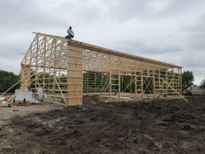 custom barndominium builders in Leavenworth County